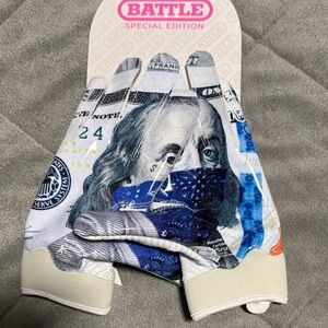 Special Edition Money Print Gloves